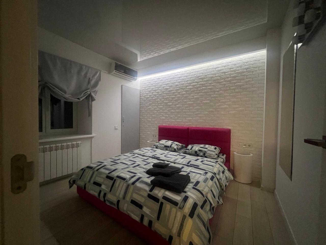 2-Room Luxury Apartment In The Center キエフ エクステリア 写真